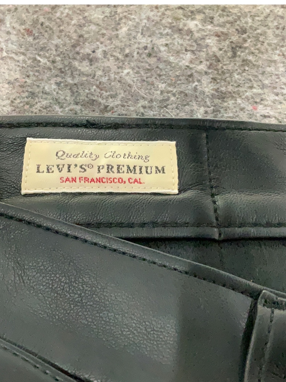 NWT Levi’s Premium Faux Leather Lace Up Wide Leg Pants Black 28 - Picture 6 of 7